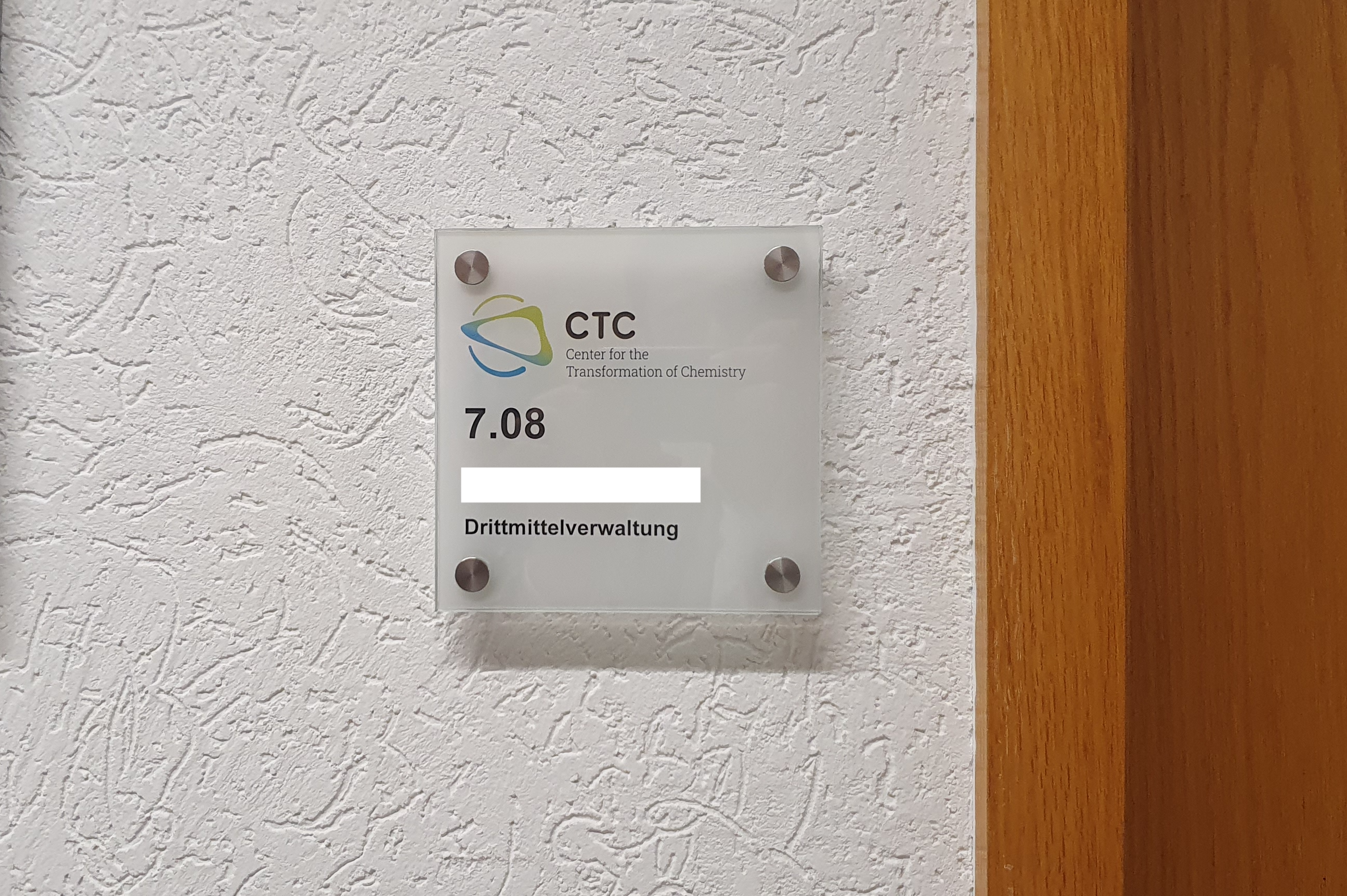 Türschild des neuen CTC-Büros im Landratsamt Delitzsch