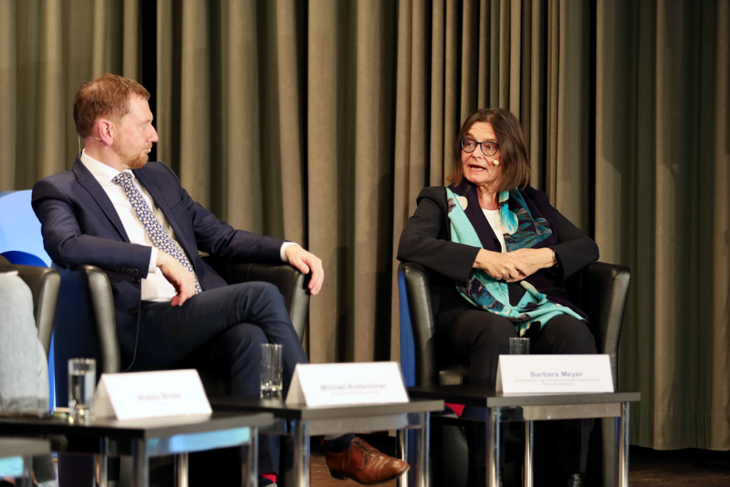 Sachsens Ministerpräsident Michael Kretschmer und Staatssekretärin Barbara Meyer