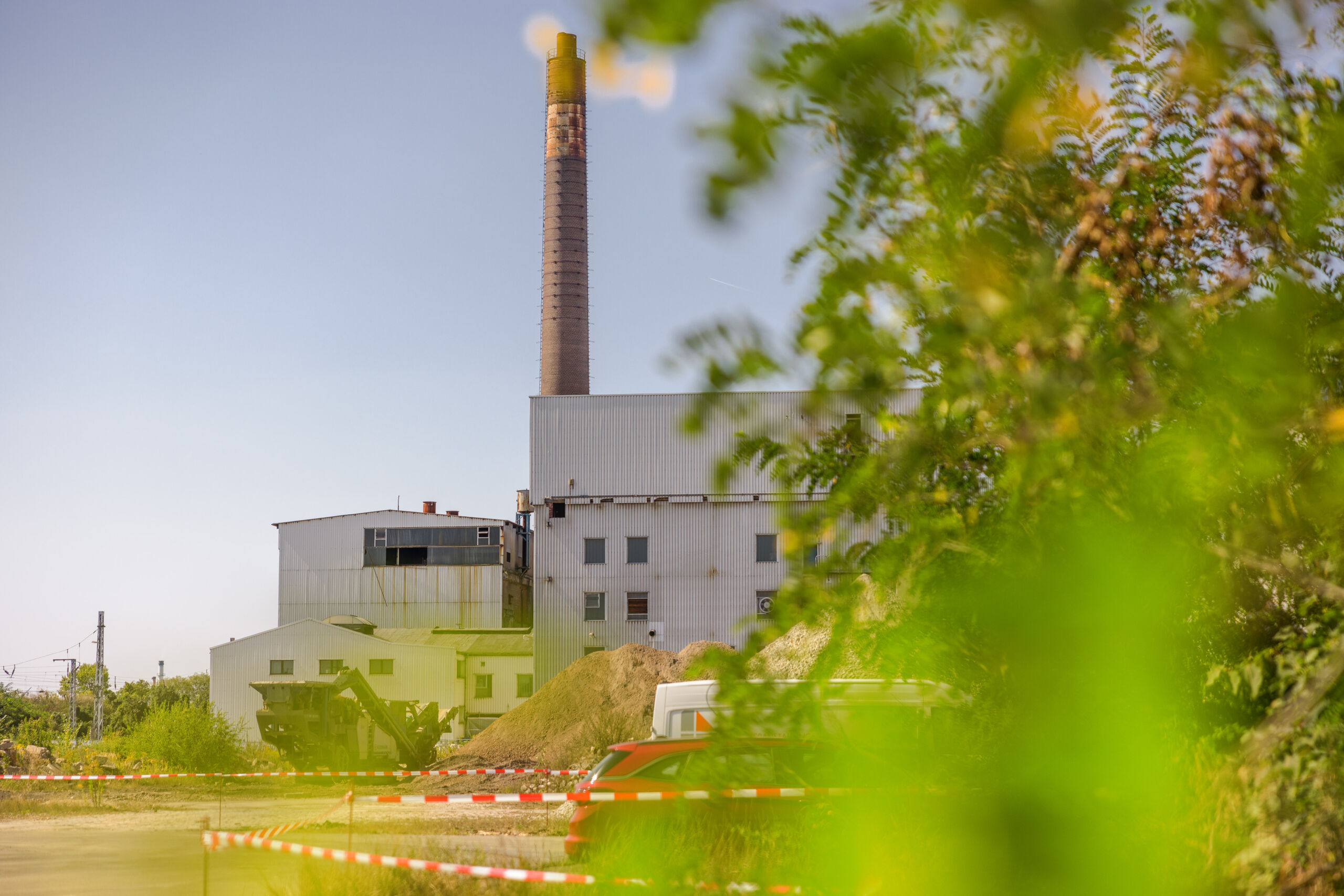 Ein Blick auf den künftigen CTC Standort – aktuell laufen dort die Beräumungsmaßnahmen ehemalige Zuckerfabrik in Delitzsch