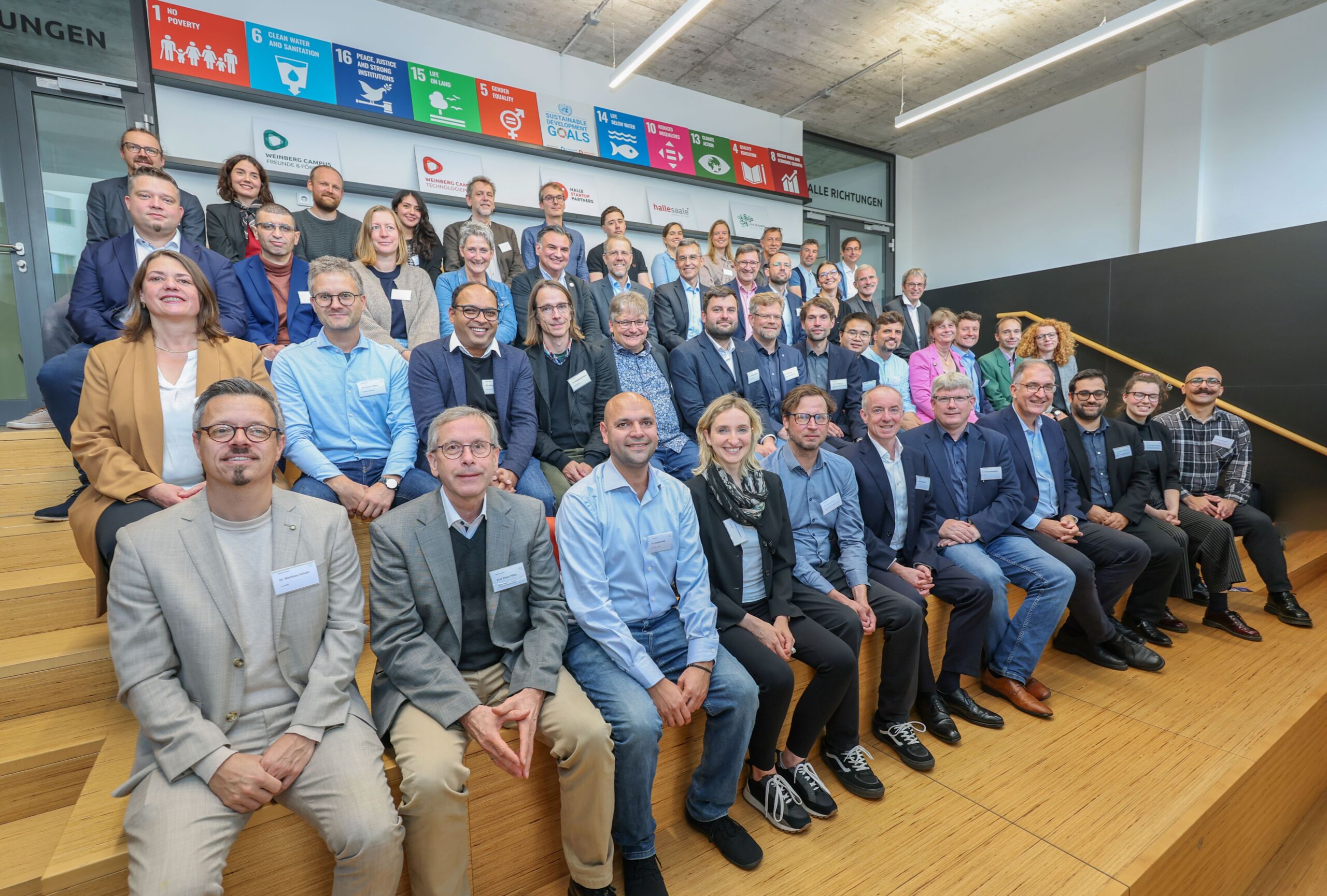 Die Teilnehmenden des Symposiums